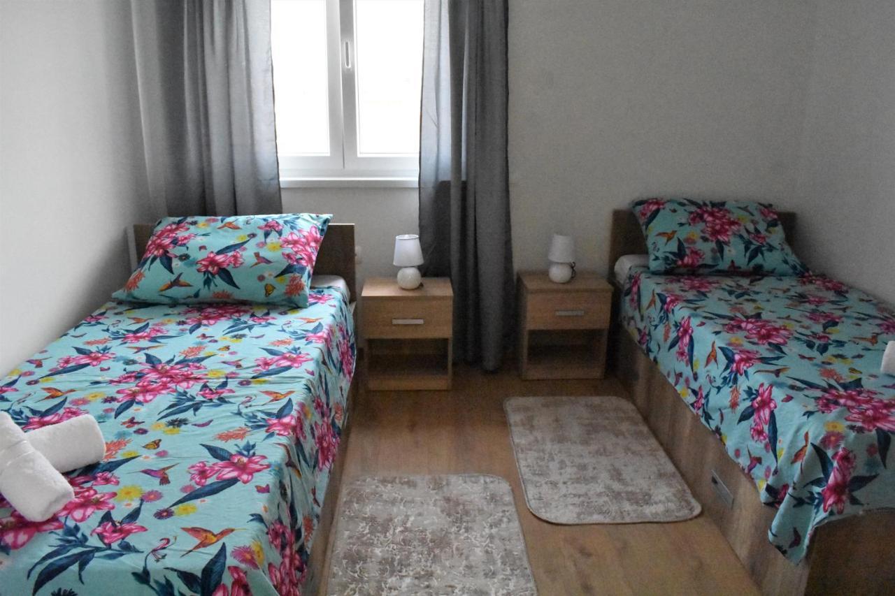 Apartmani Skorpion Kaštela Exterior foto