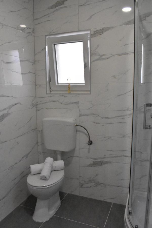 Apartmani Skorpion Kaštela Exterior foto