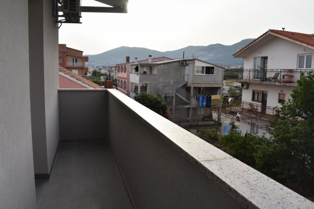 Apartmani Skorpion Kaštela Exterior foto